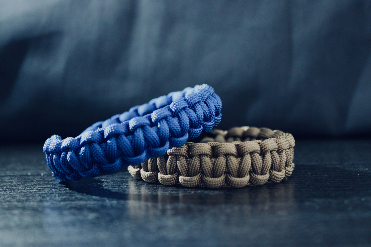 Bracelets en paracorde unis
