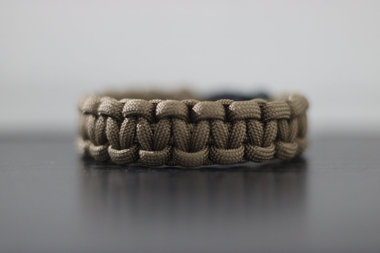Customize your paracord bracelet