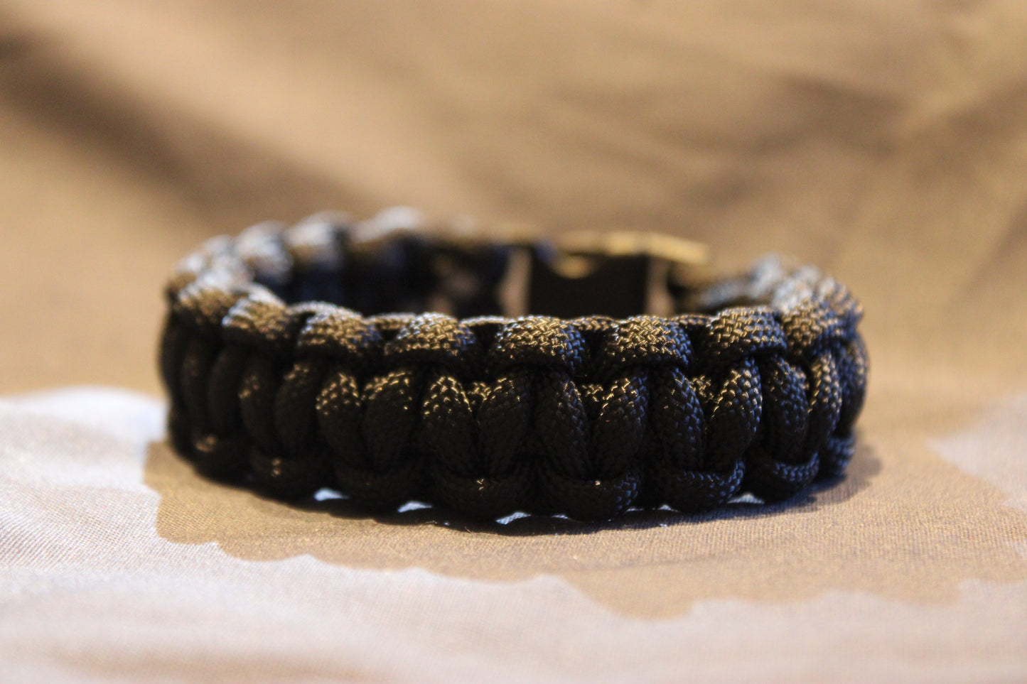 Black paracord bracelet